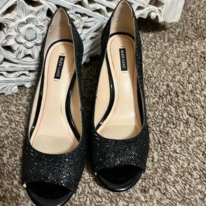 Black sequin Alex Marie size 7 1/2 heels